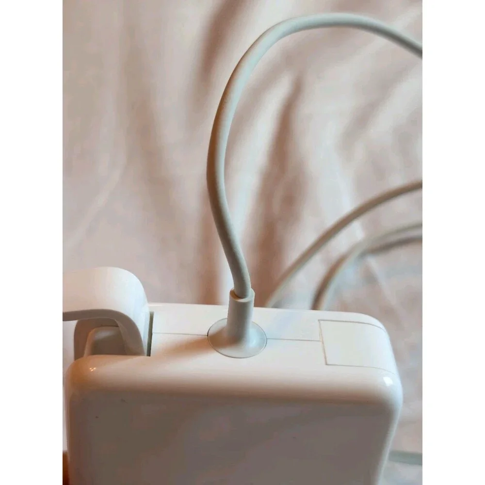 Genuine Apple 60W MagSafe Power Adapter Model A1330 Mac Book Tested Working